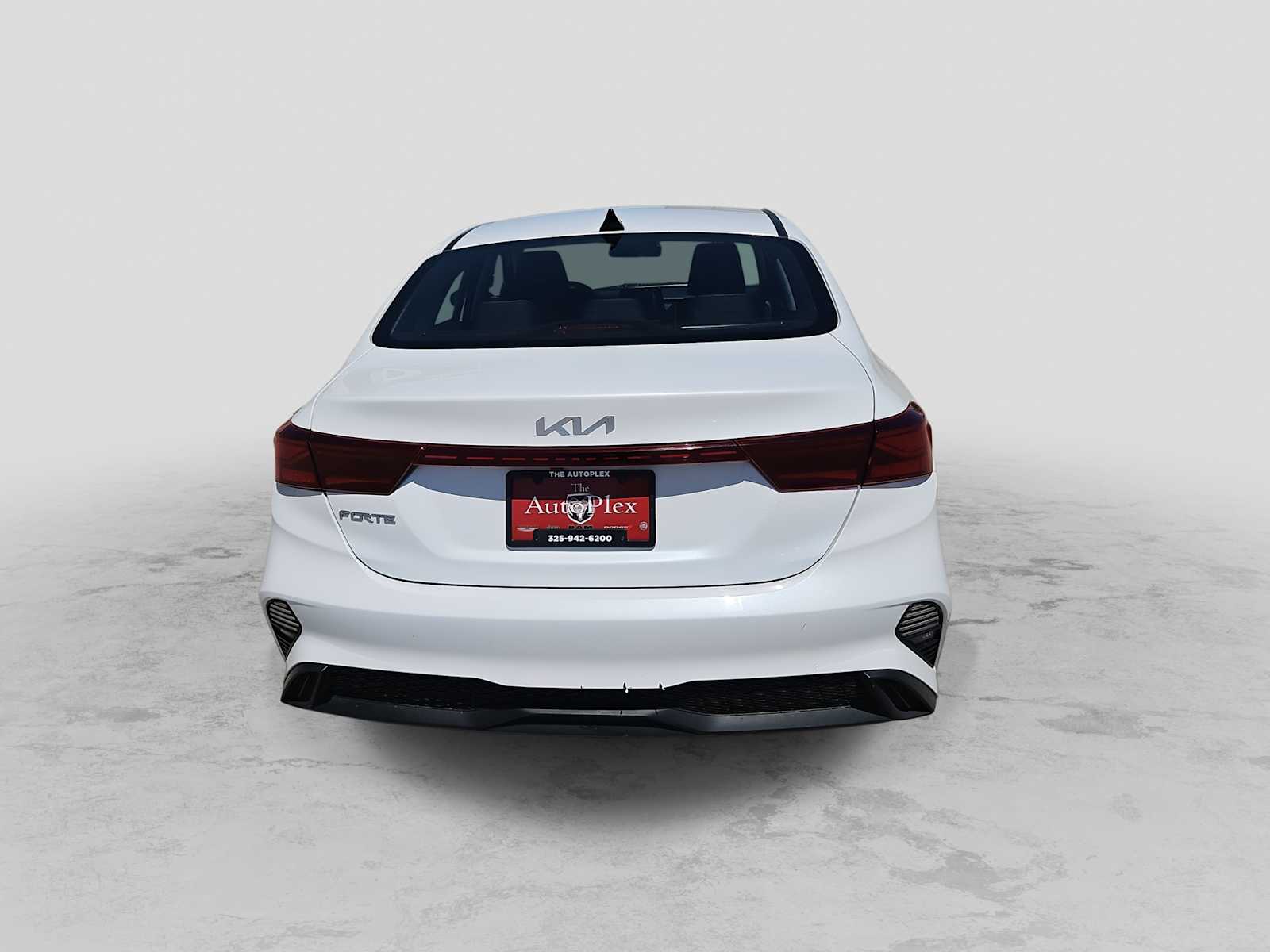 Thumbnail: 2022 Kia Forte - 7