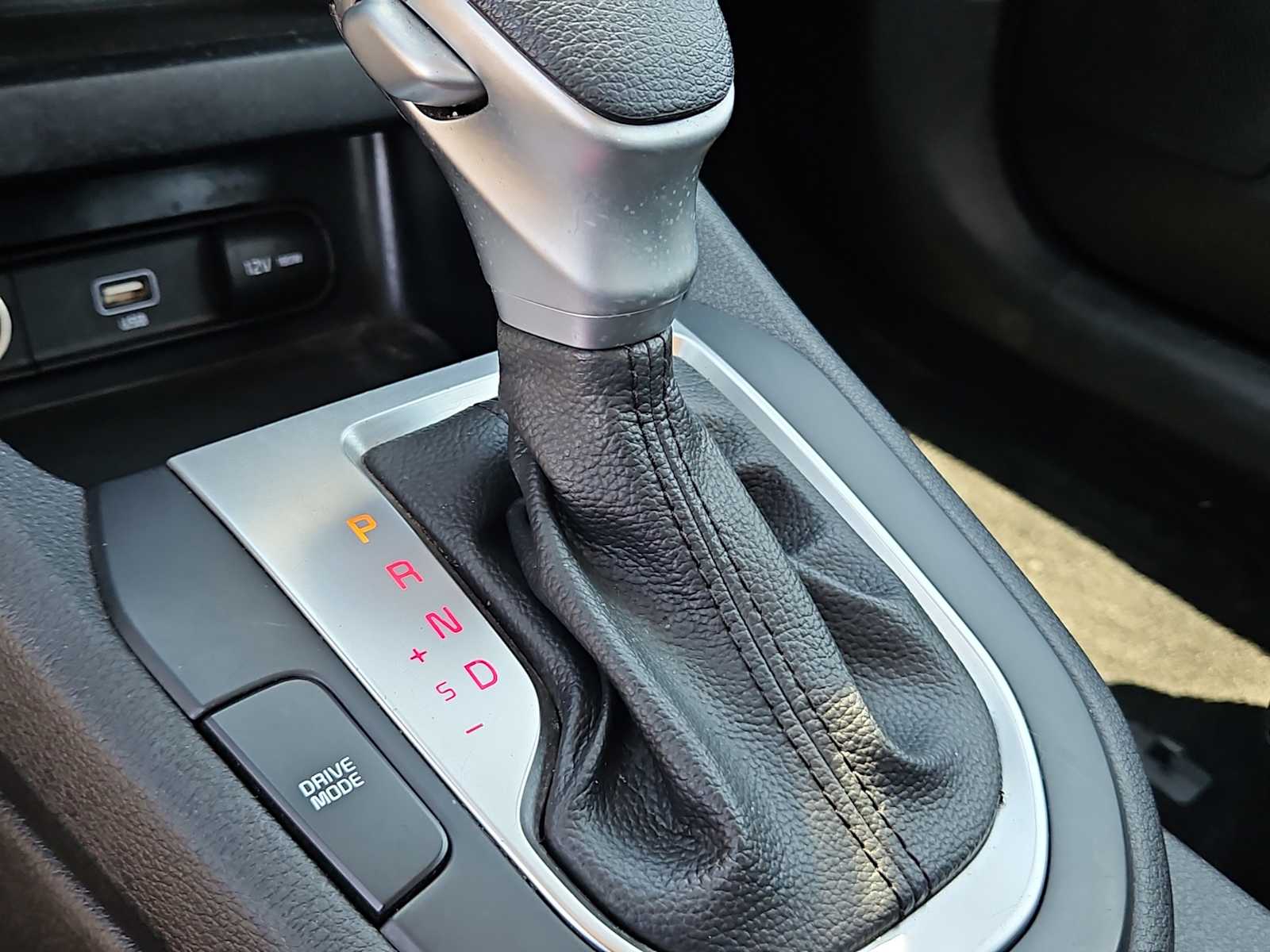 Thumbnail: 2022 Kia Forte - 21