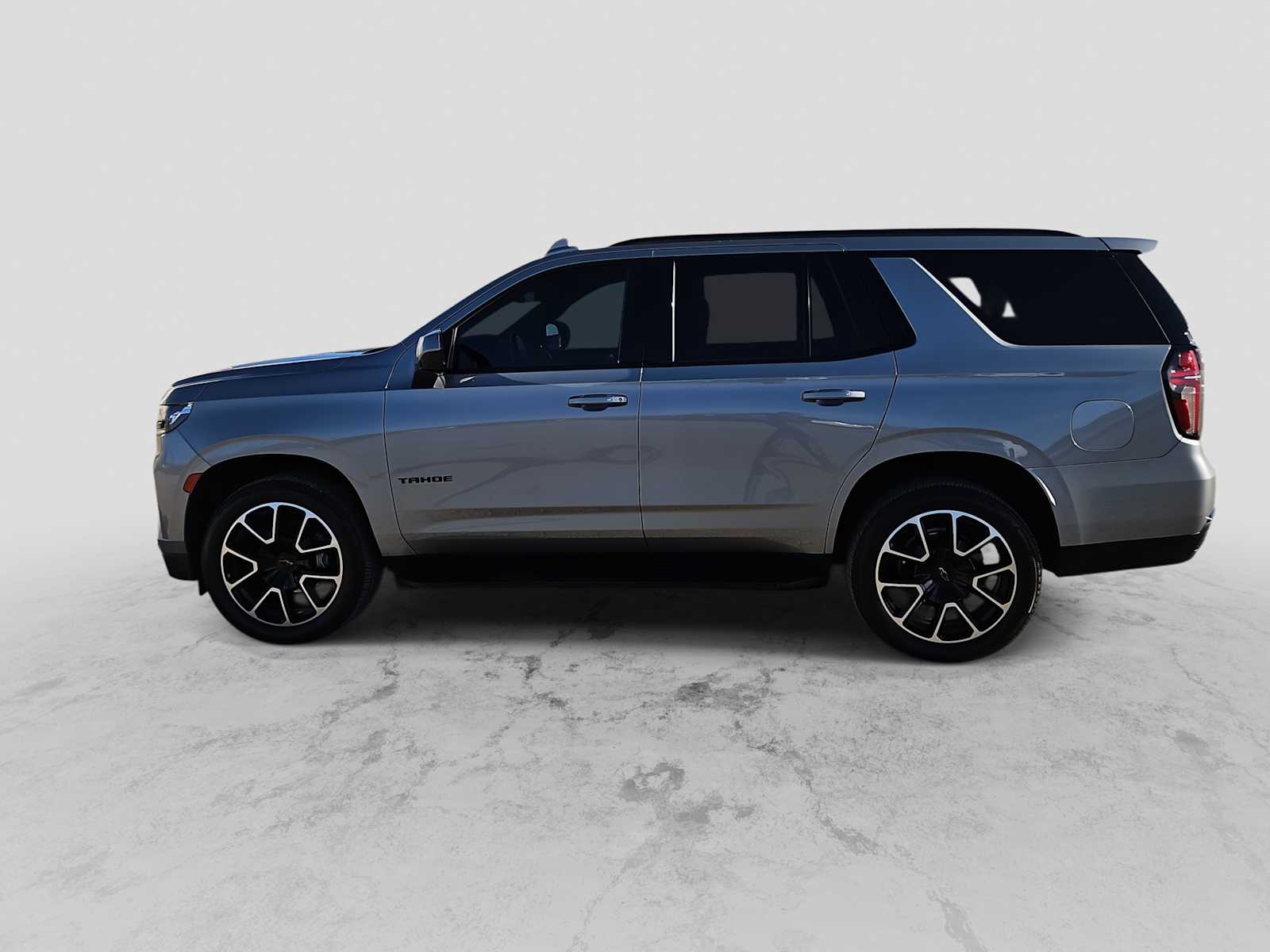 Thumbnail: 2023 Chevrolet Tahoe - 5