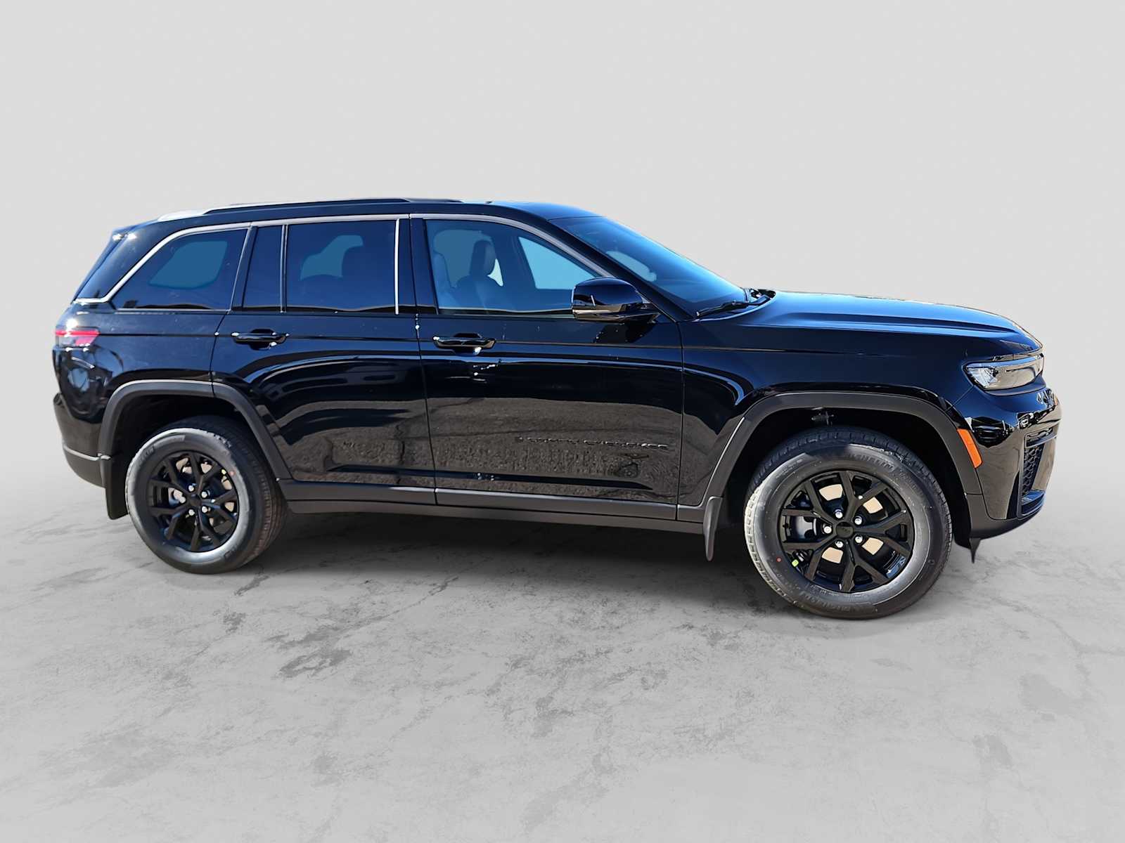 Thumbnail: 2026 Jeep Grand Cherokee - 9