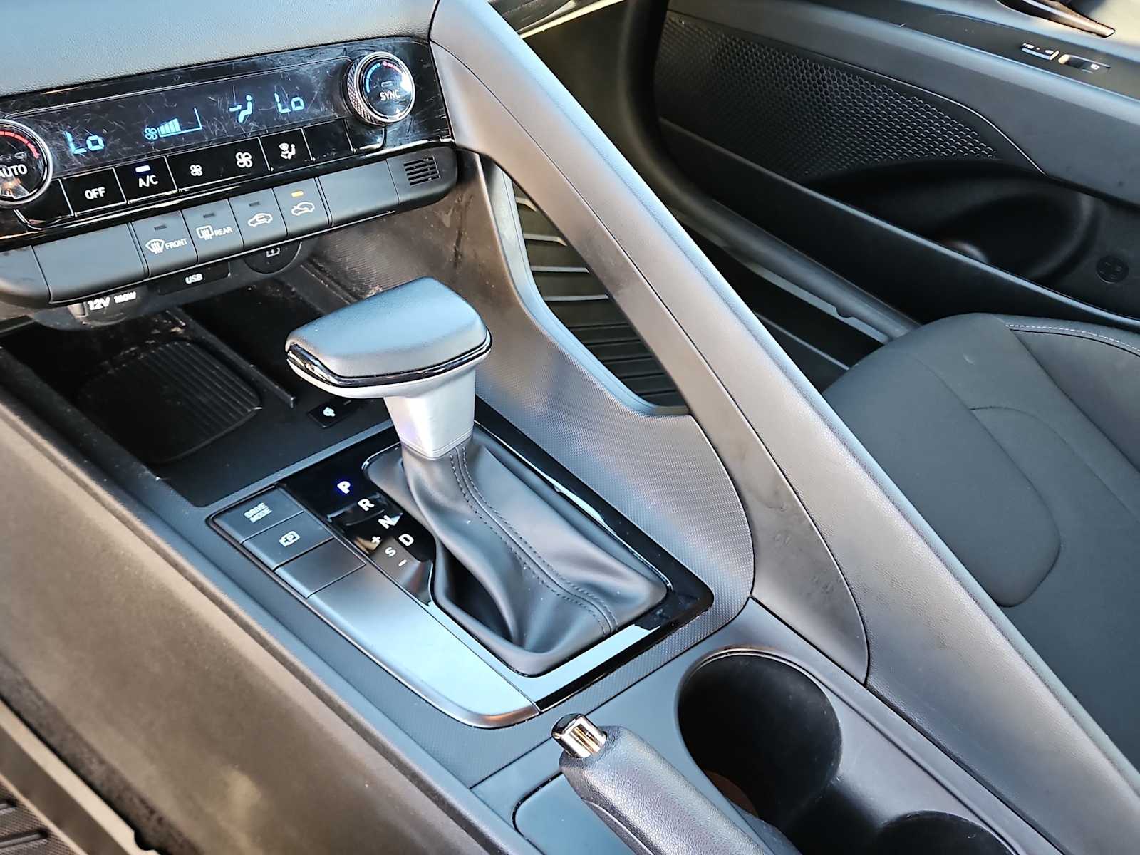 Thumbnail: 2025 Hyundai Elantra - 19