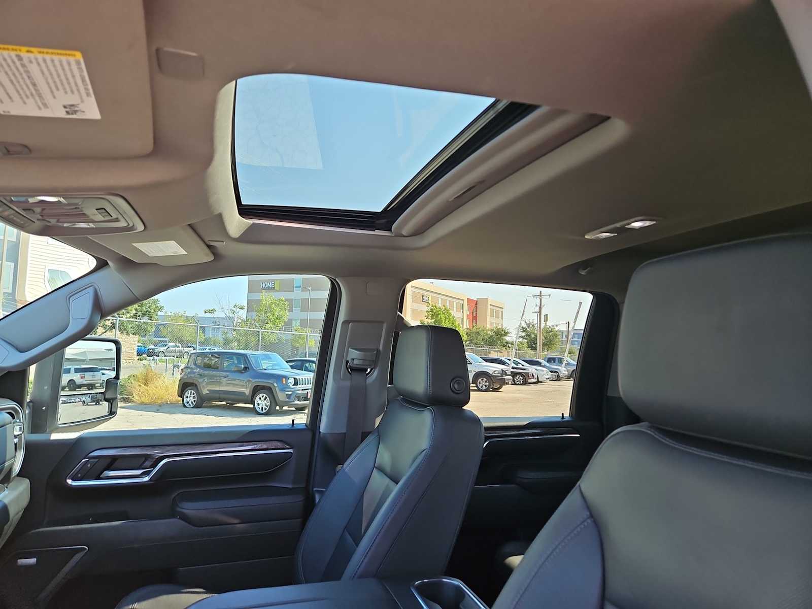 Thumbnail: 2024 Chevrolet Silverado 2500 - 22