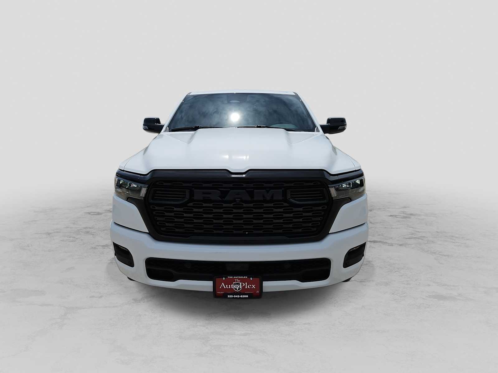 Thumbnail: 2026 RAM 1500 - 3