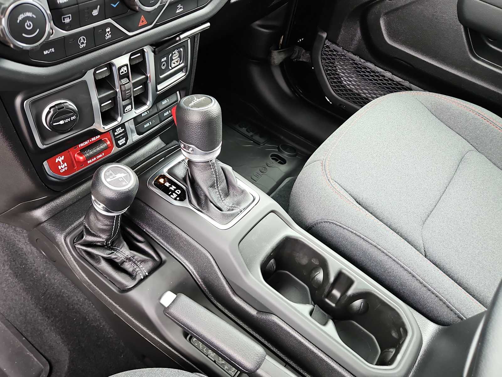 Thumbnail: 2026 Jeep Gladiator - 20