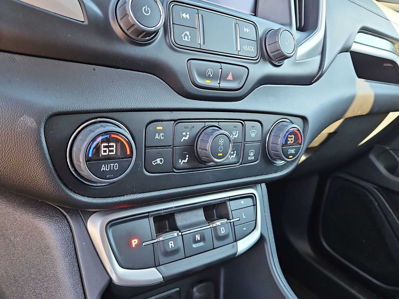 Thumbnail: 2024 GMC Terrain - 24