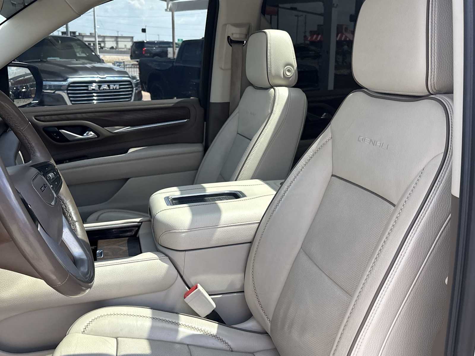 Thumbnail: 2021 GMC Yukon - 15