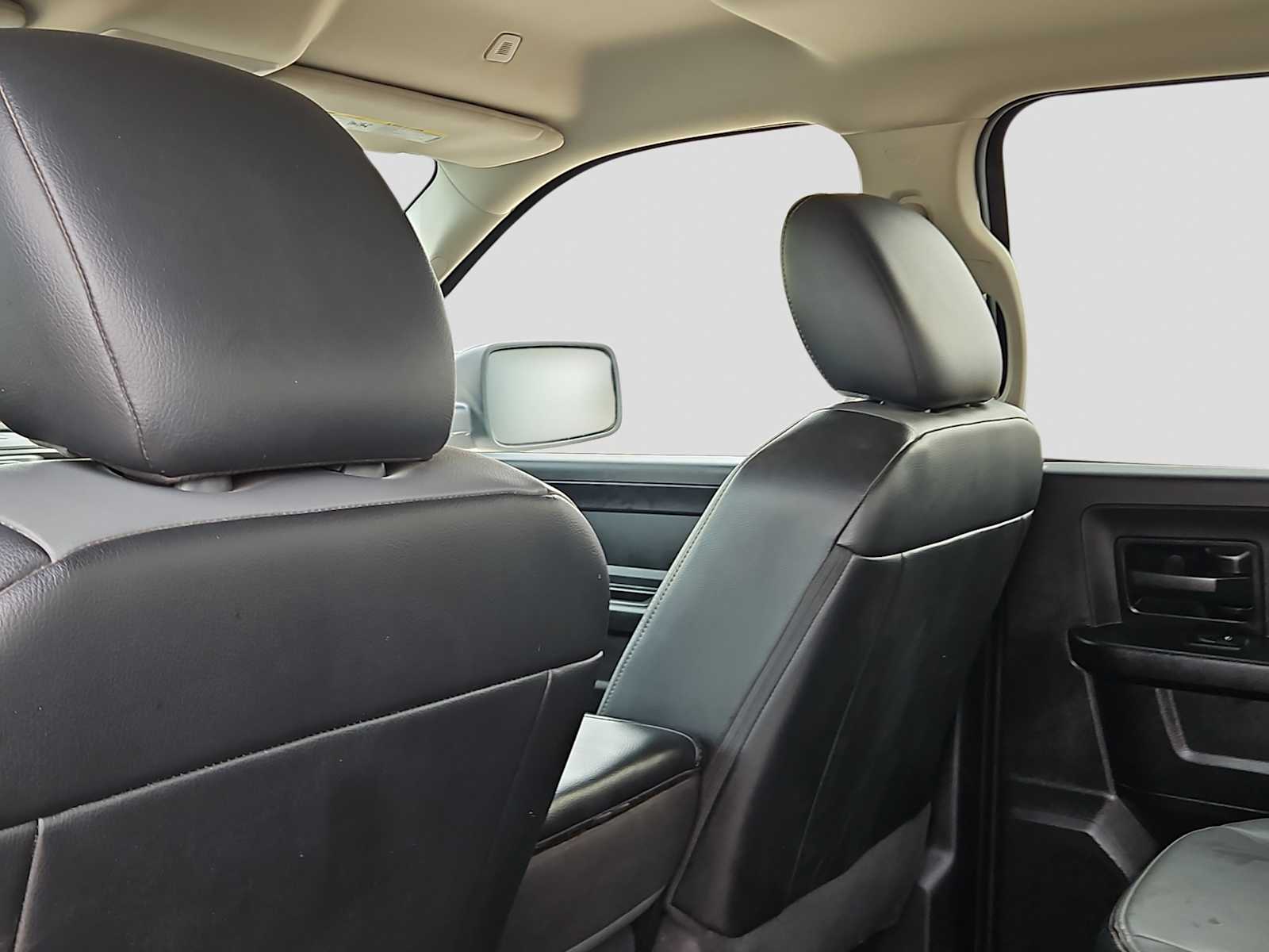 Thumbnail: 2021 RAM 1500 Classic - 16