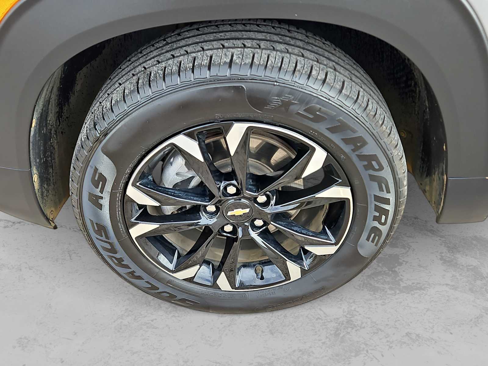 Thumbnail: 2023 Chevrolet TrailBlazer - 12