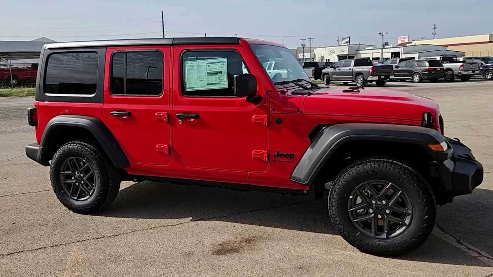 Thumbnail: 2025 Jeep Wrangler - 9