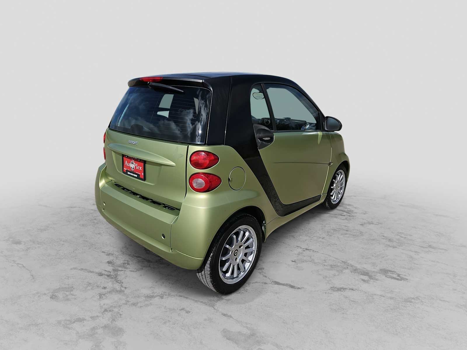 Thumbnail: 2012 smart fortwo - 8