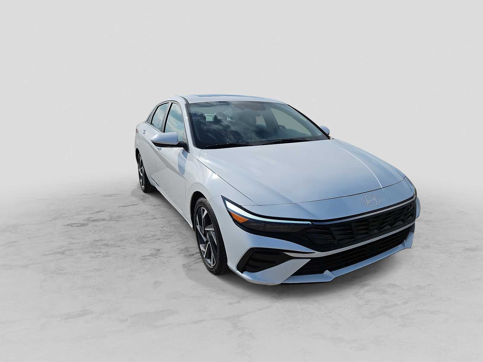 Thumbnail: 2025 Hyundai Elantra - 2