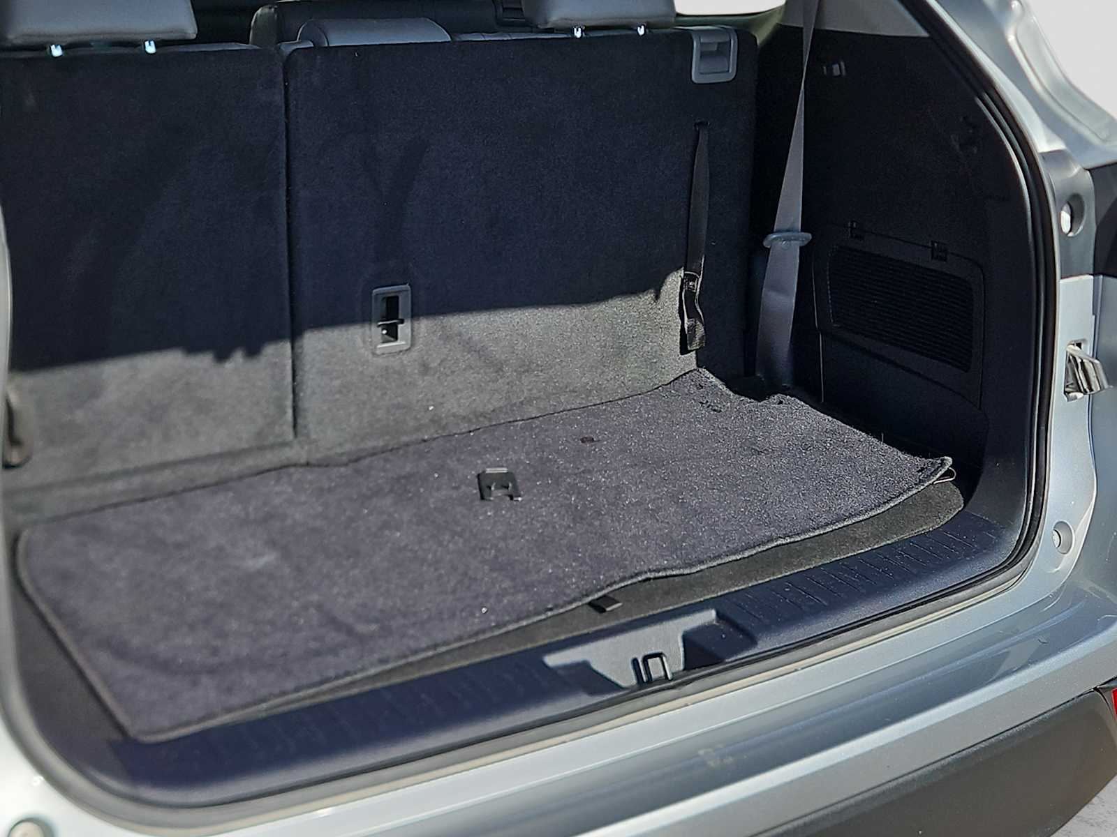 Thumbnail: 2023 Toyota Highlander - 23