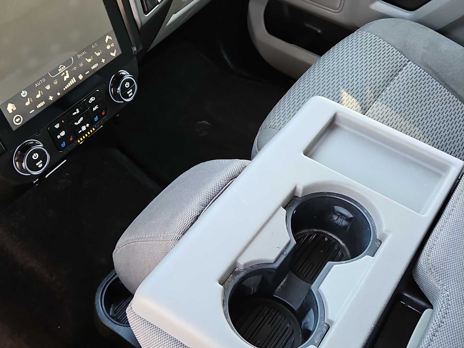 Thumbnail: 2015 Ford F-150 - 20