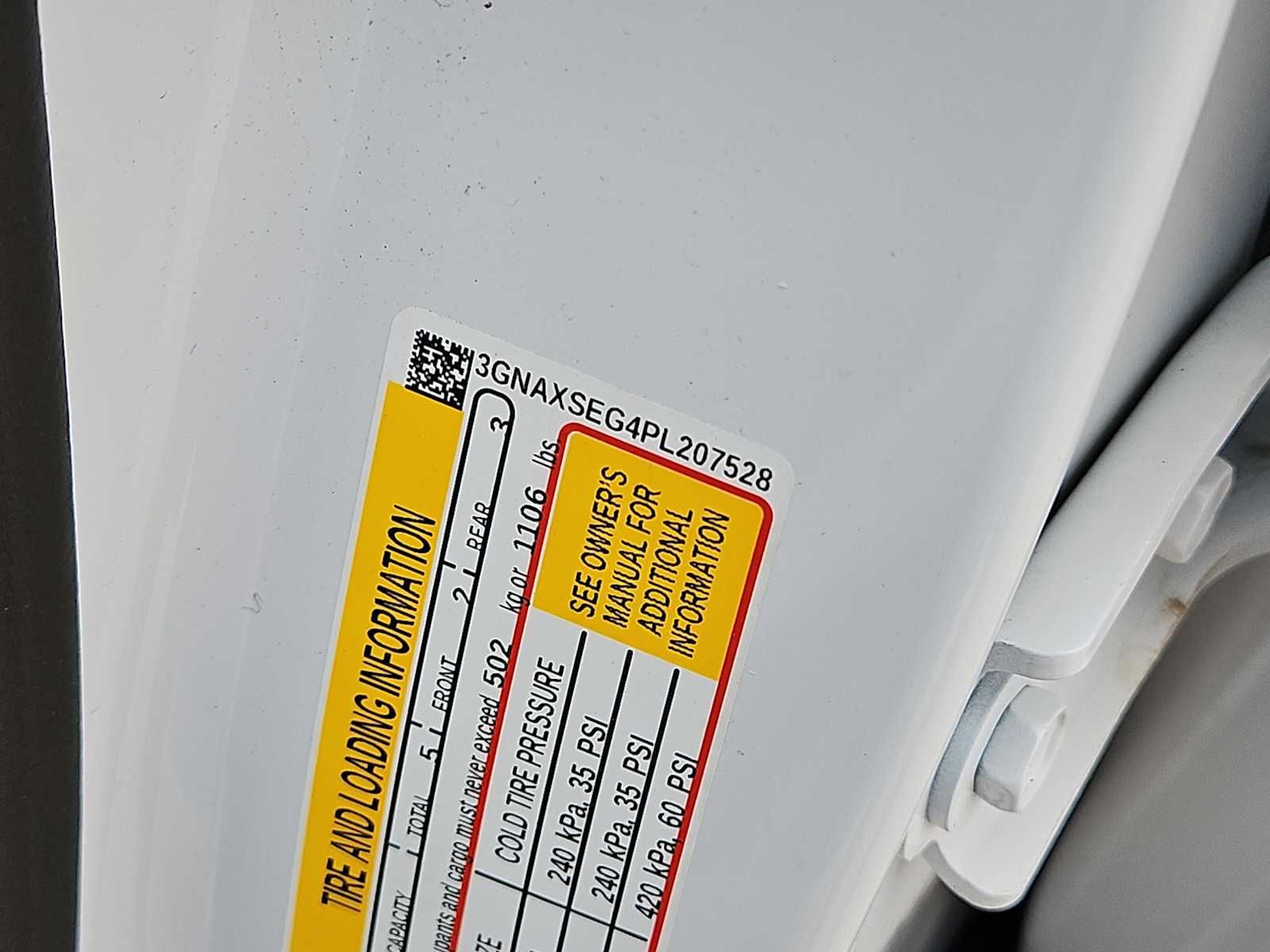 Thumbnail: 2023 Chevrolet Equinox - 25