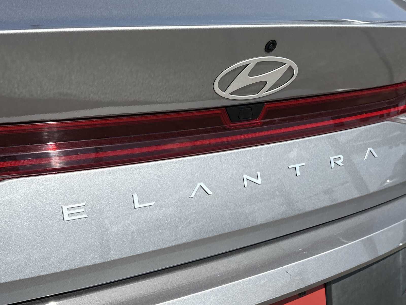 Thumbnail: 2025 Hyundai Elantra - 11