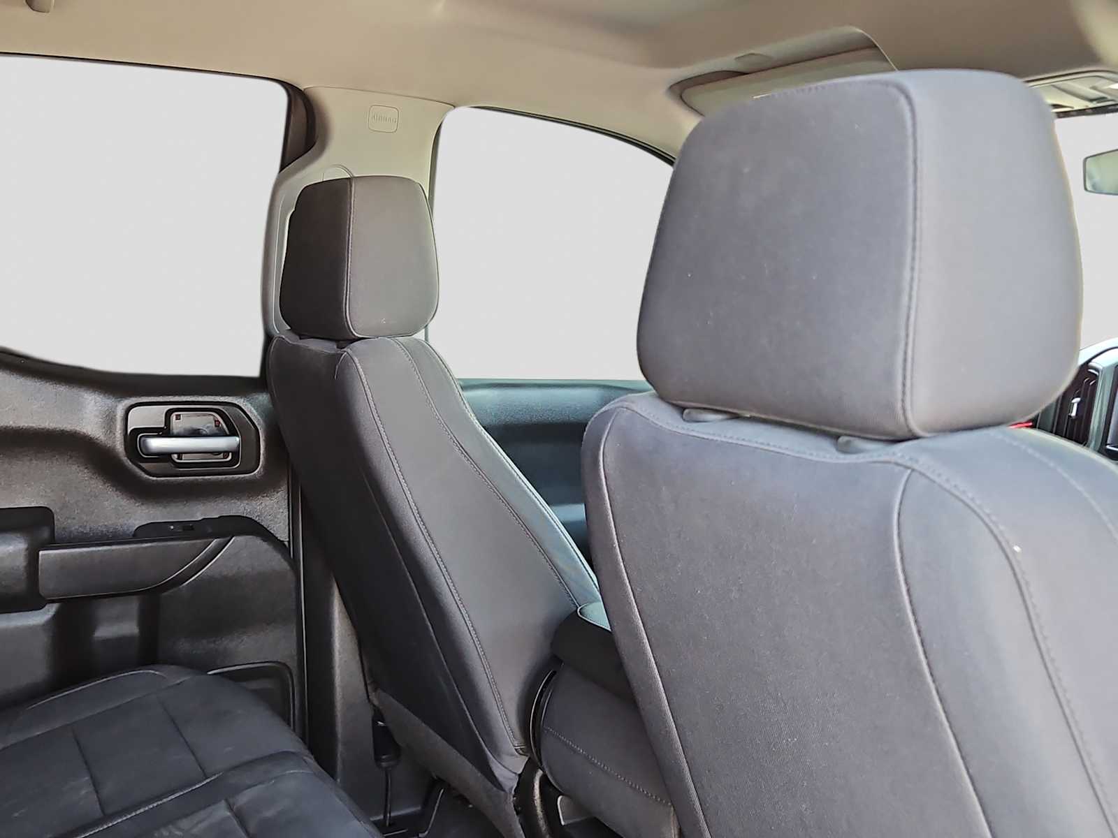 Thumbnail: 2019 Chevrolet Silverado 1500 - 17