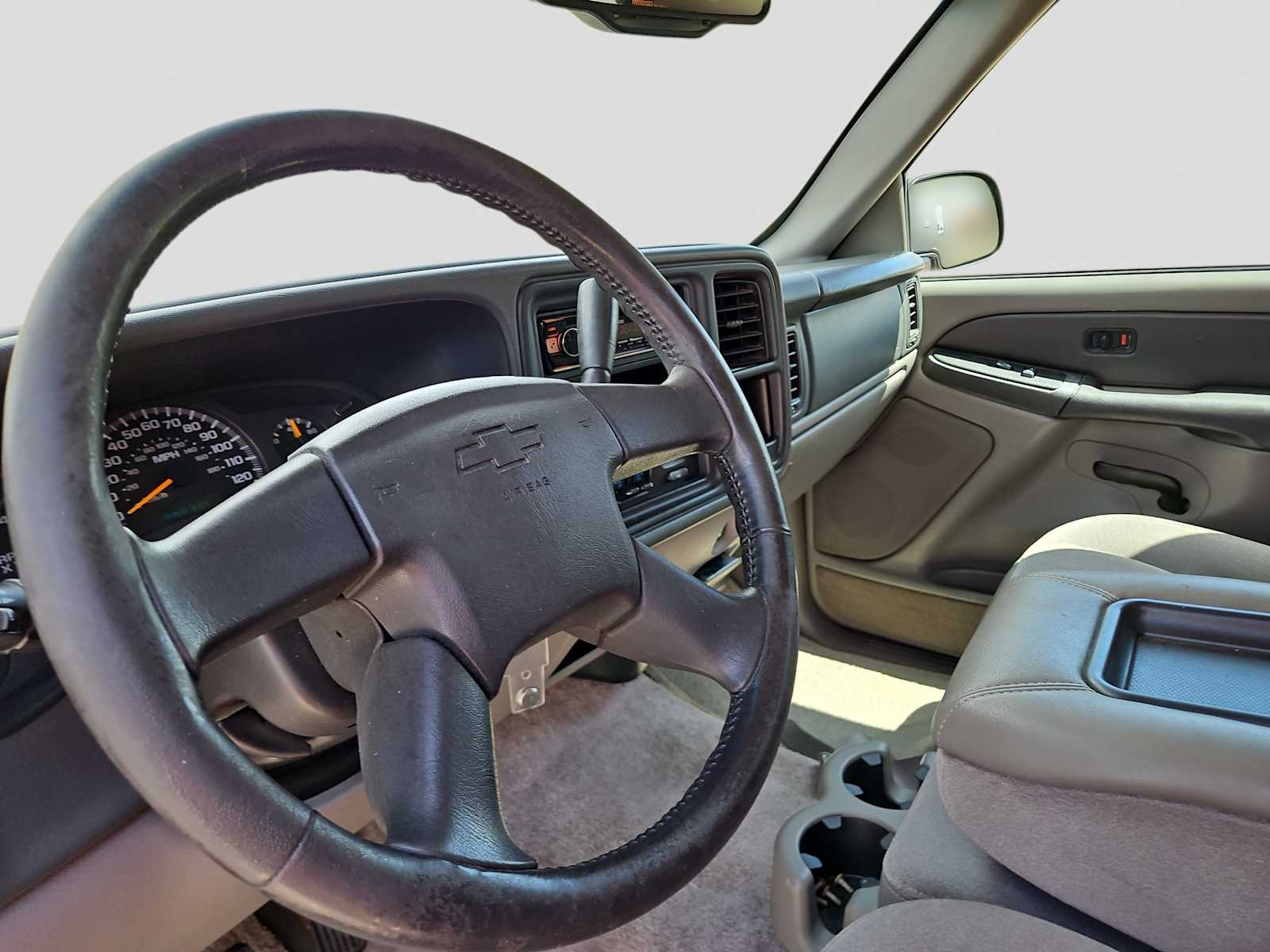 Thumbnail: 2003 Chevrolet Tahoe - 10