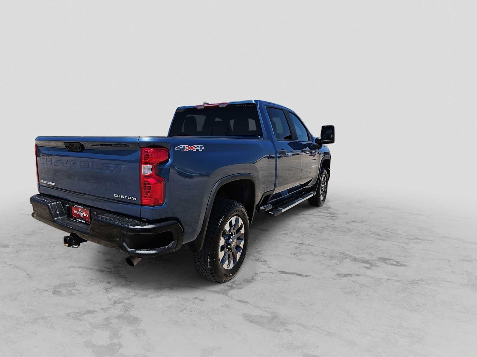 Thumbnail: 2024 Chevrolet Silverado 2500 - 8