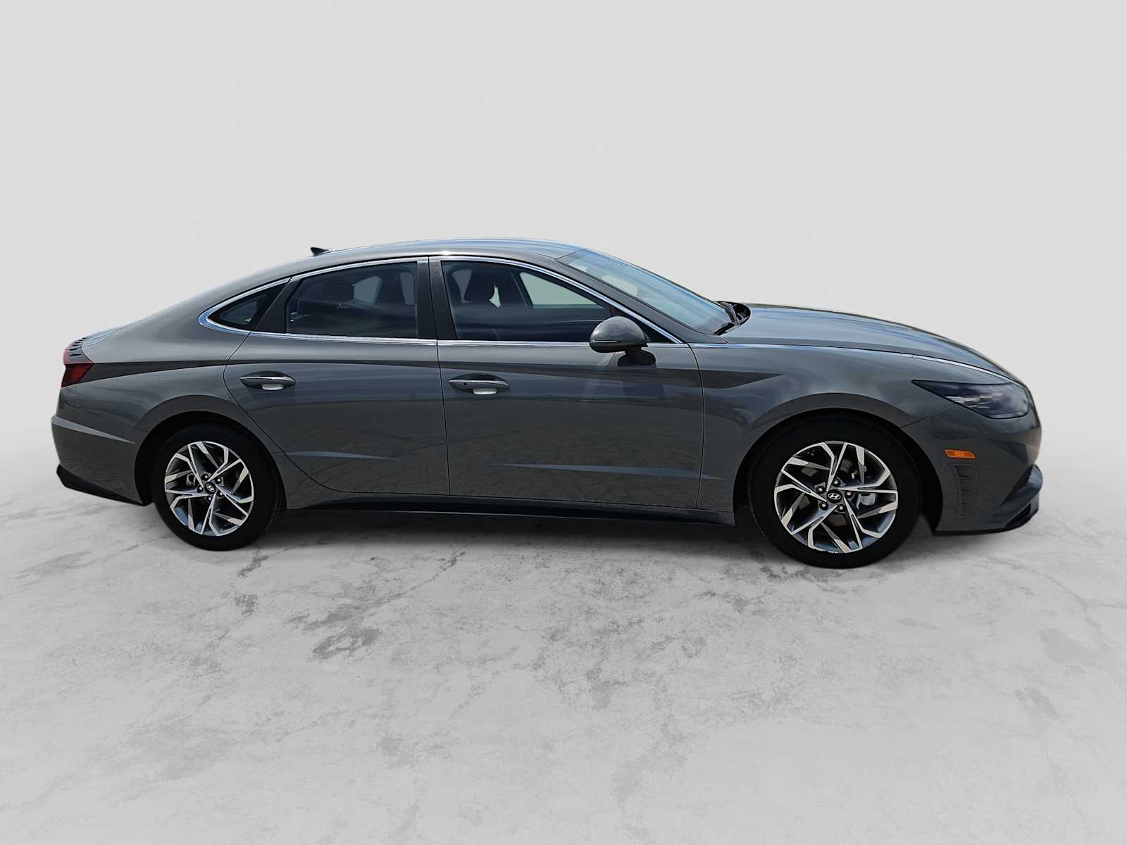 Thumbnail: 2023 Hyundai Sonata - 9