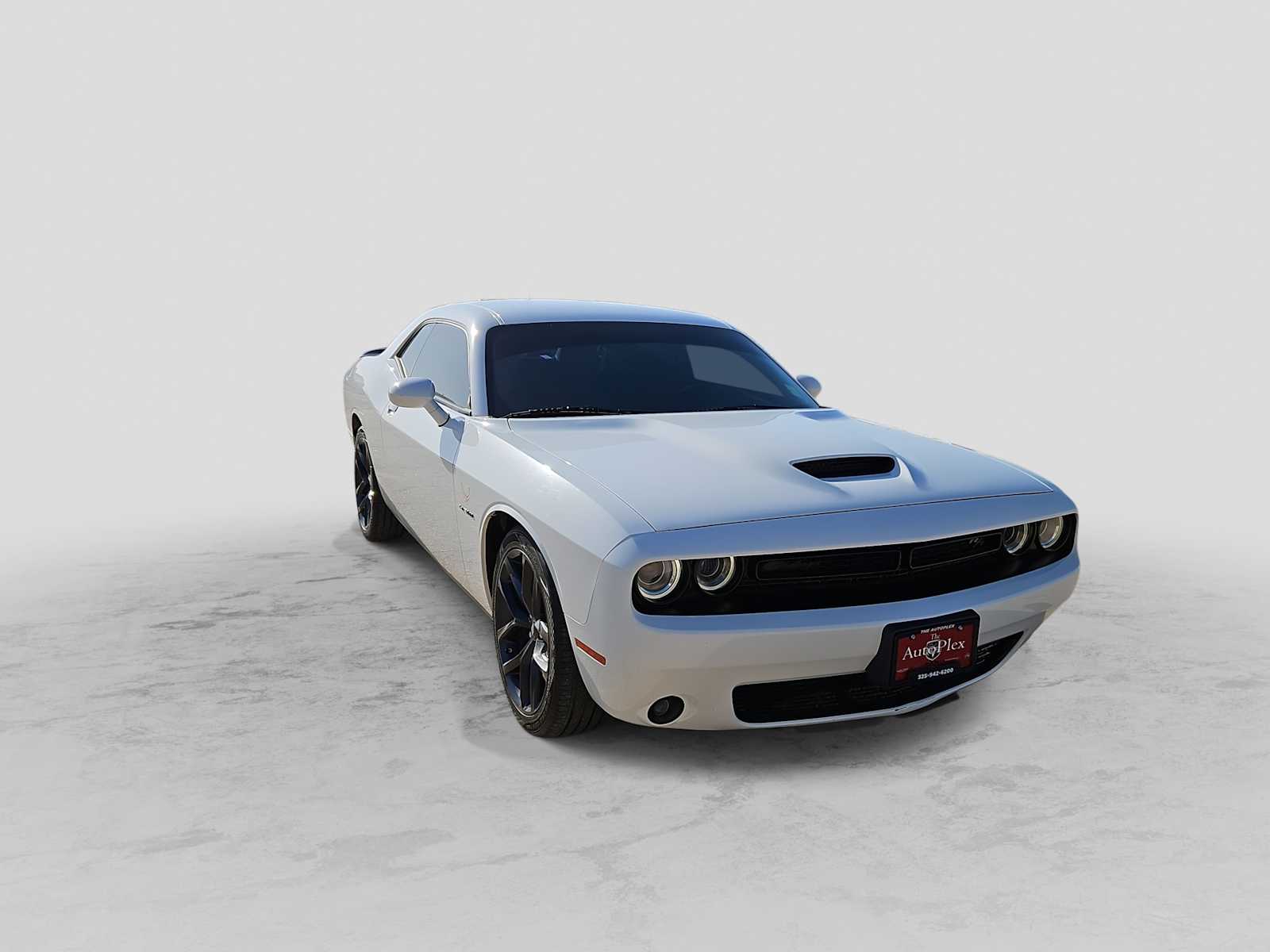 Thumbnail: 2022 Dodge Challenger - 2