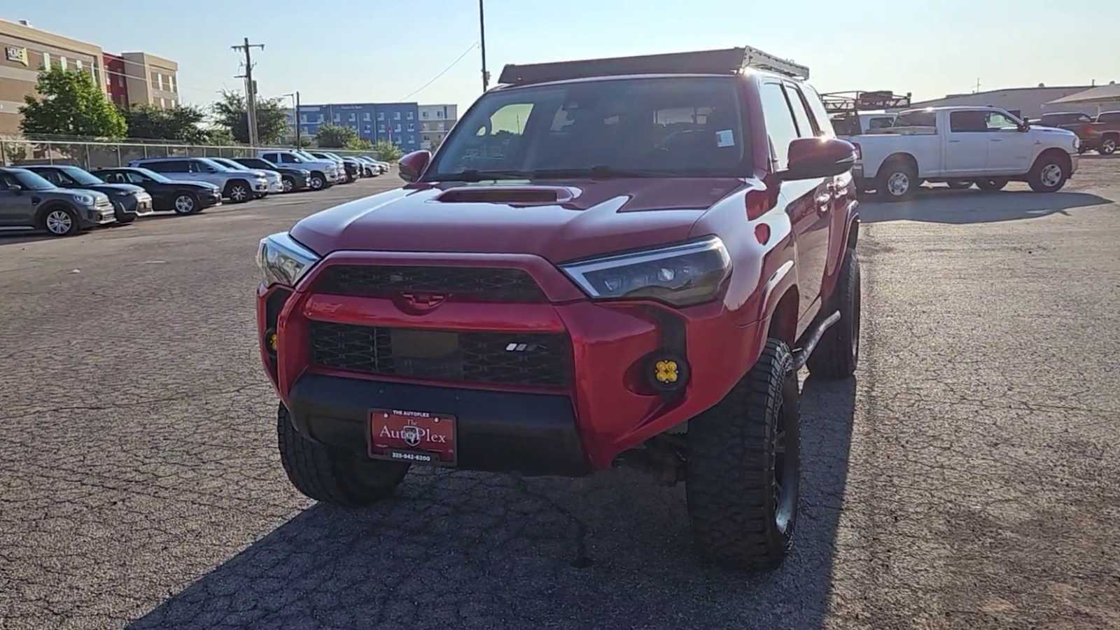 2020 Toyota 4Runner TRD Premium photo 3