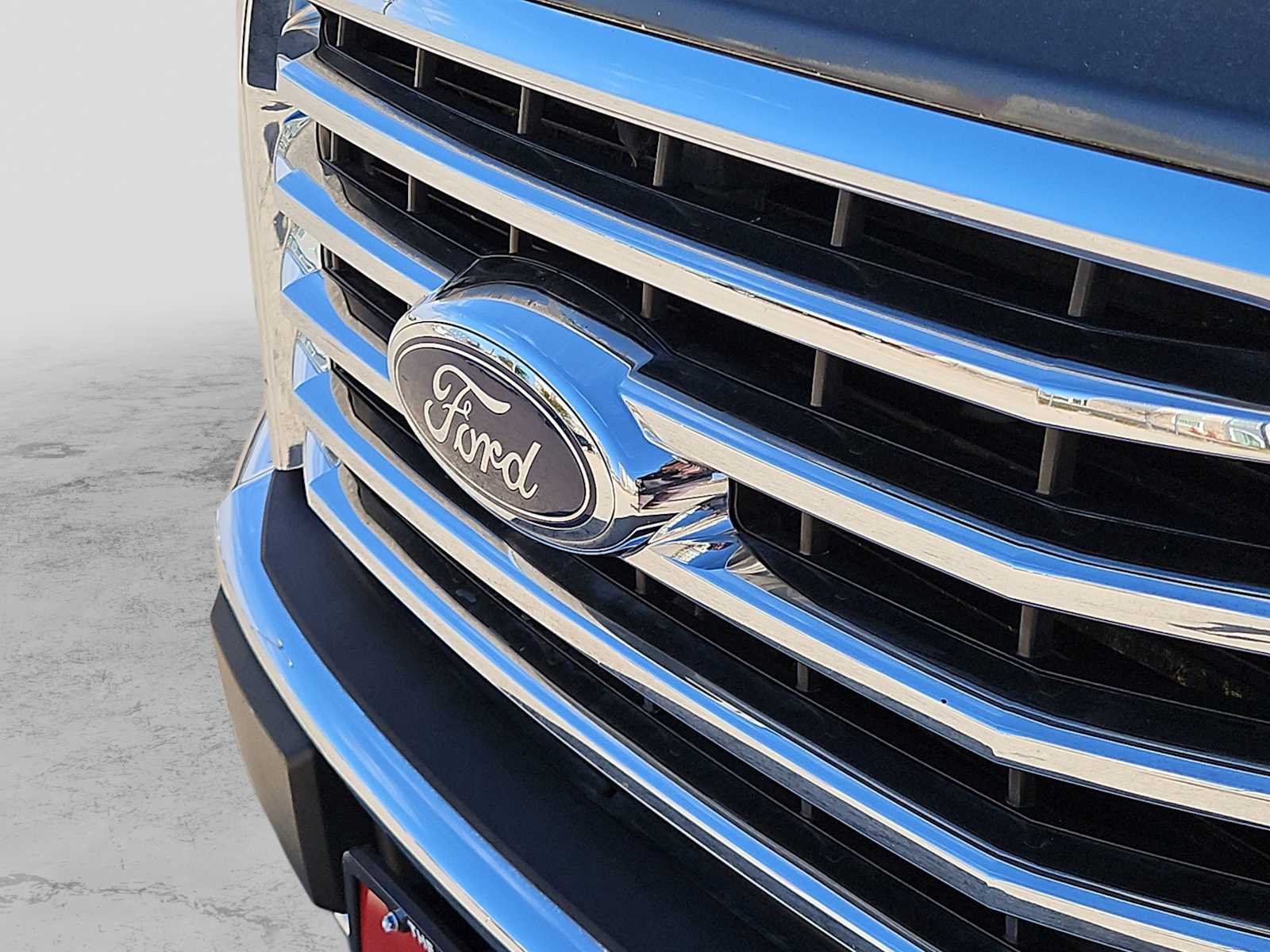 Thumbnail: 2015 Ford F-150 - 13