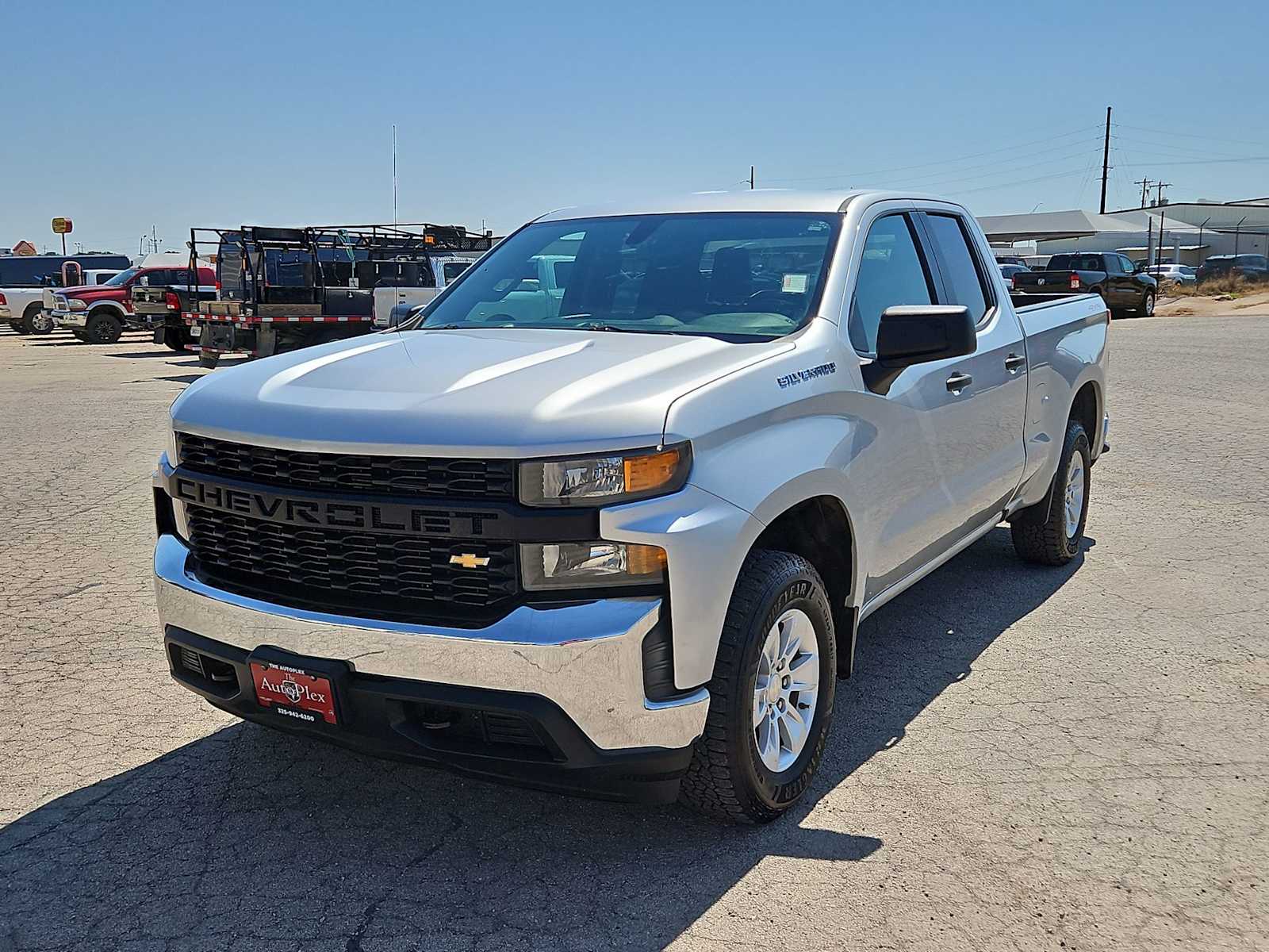 Thumbnail: 2019 Chevrolet Silverado 1500 - 4