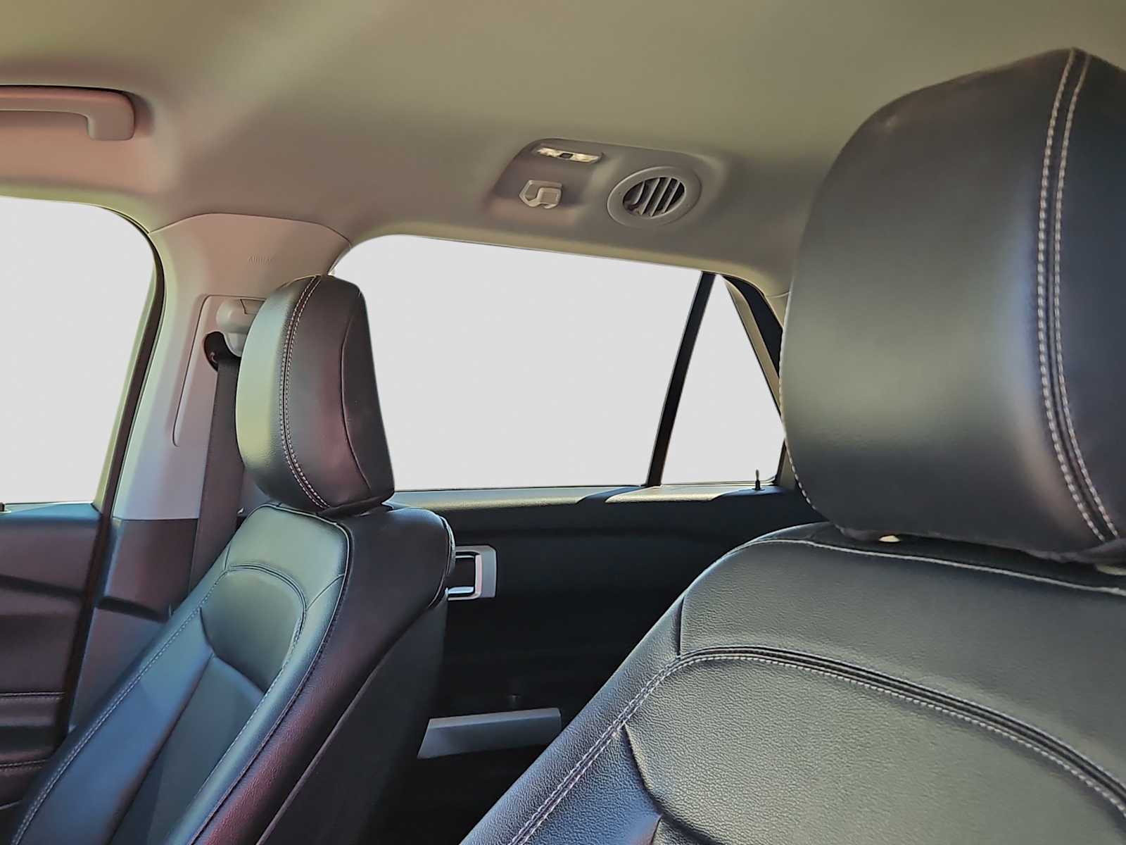 Thumbnail: 2020 Ford Explorer - 15