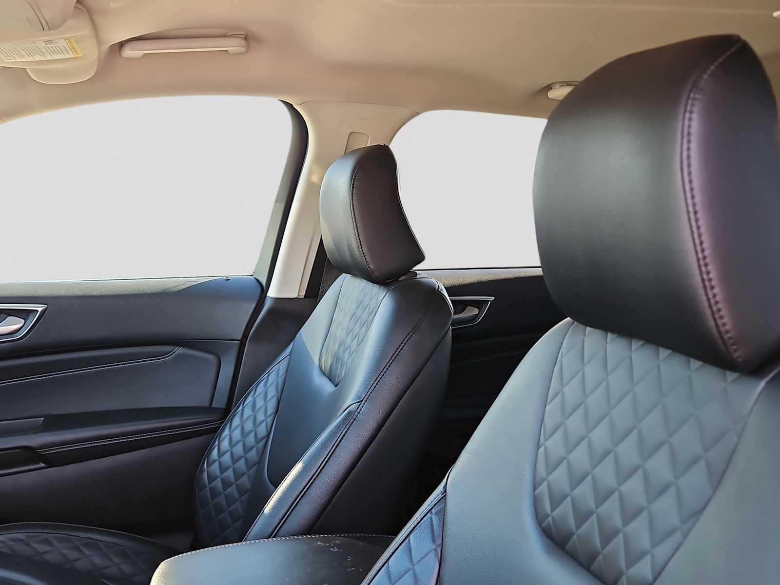 Thumbnail: 2024 Ford Edge - 18