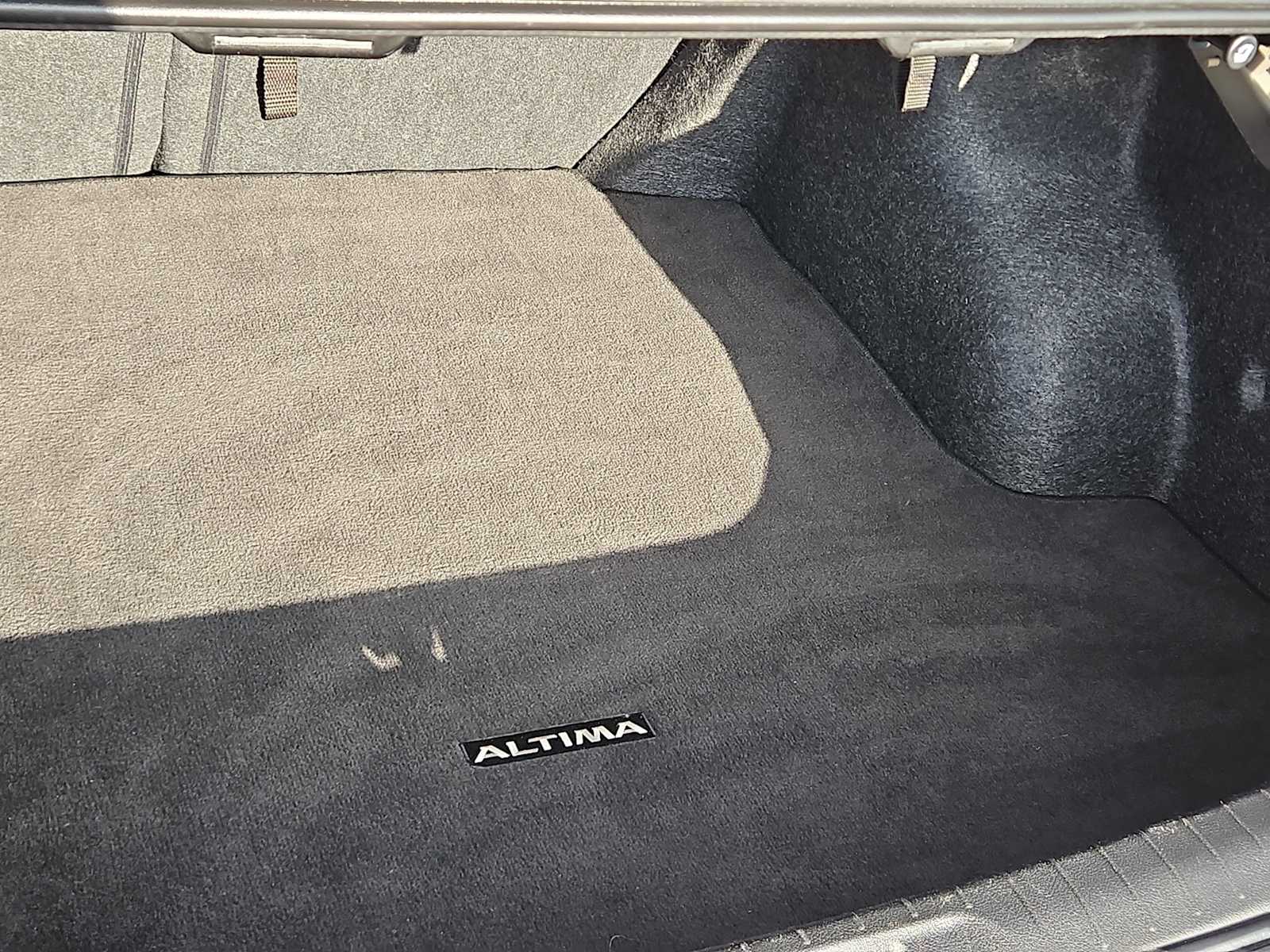 Thumbnail: 2024 Nissan Altima - 11