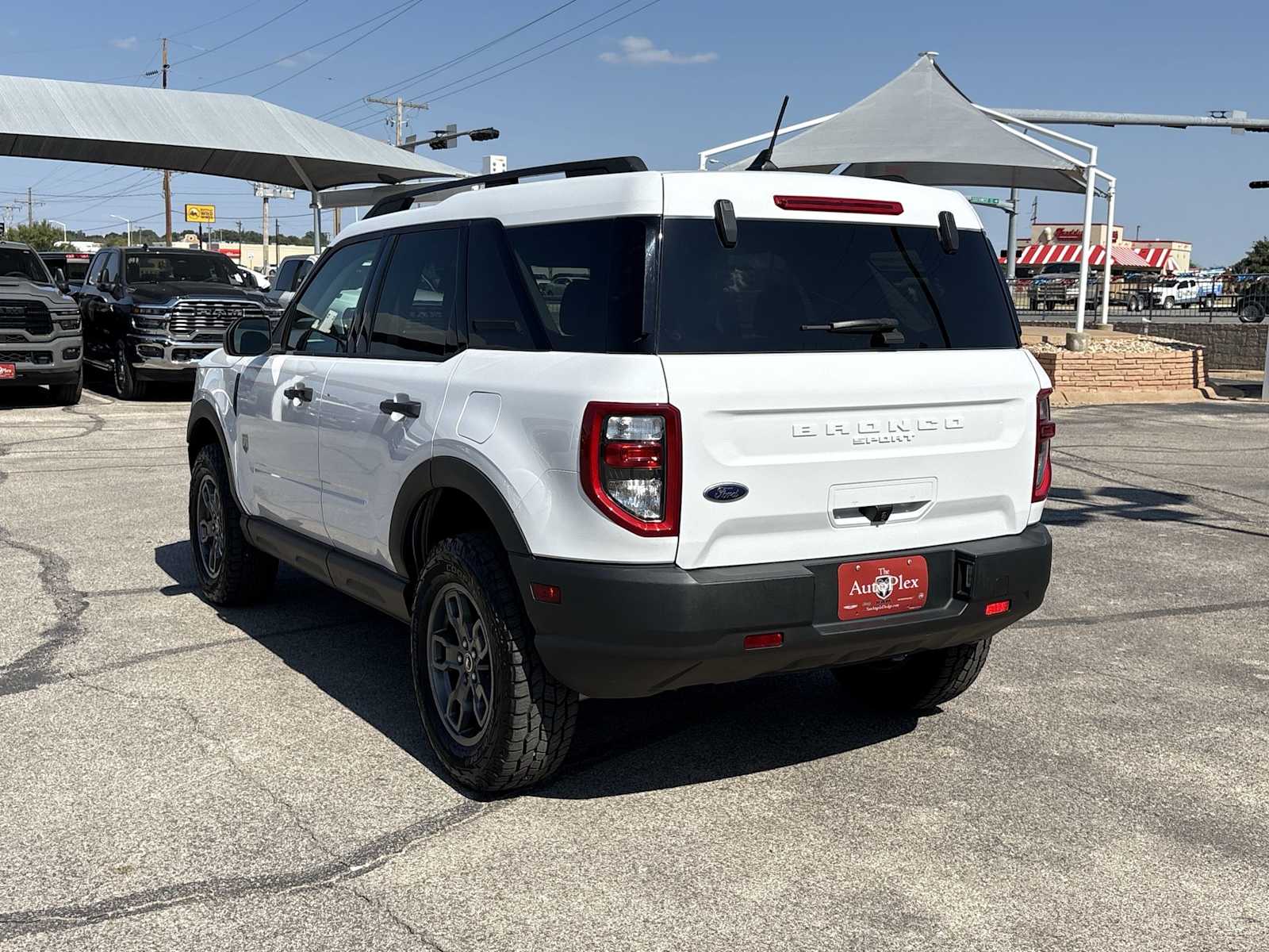 Thumbnail: 2022 Ford Bronco Sport - 6