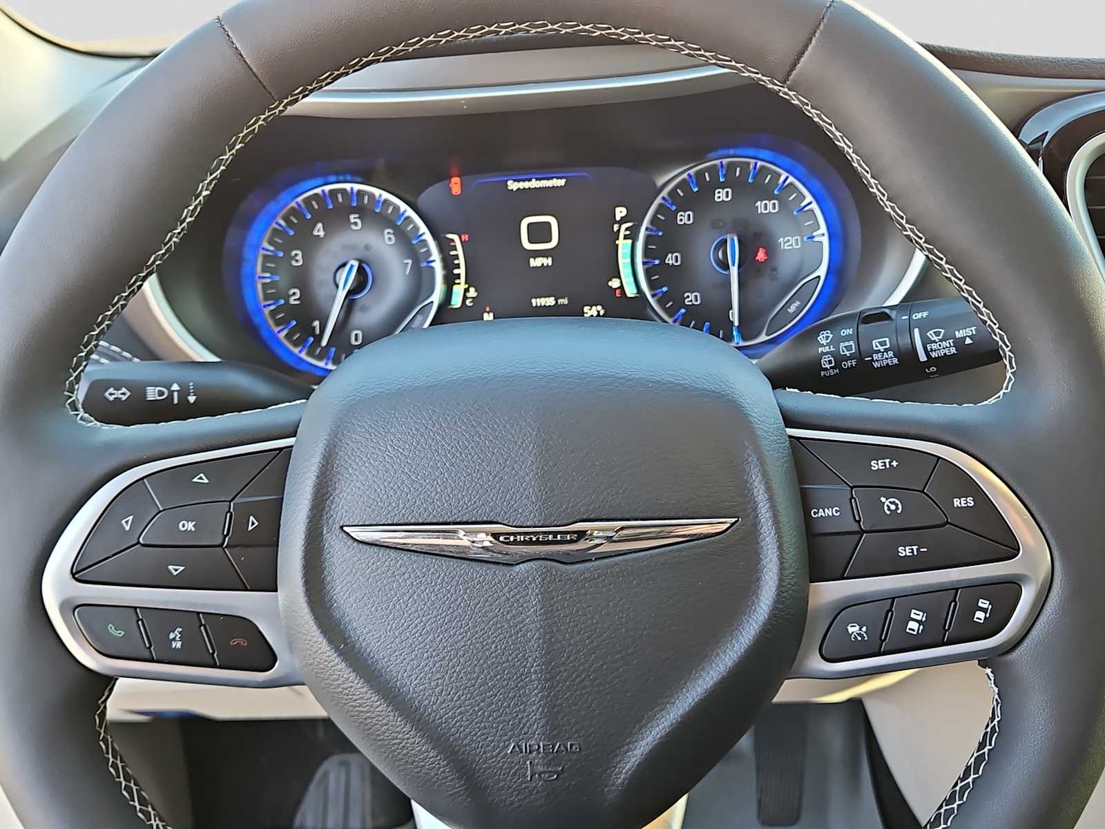 Thumbnail: 2024 Chrysler Pacifica - 19