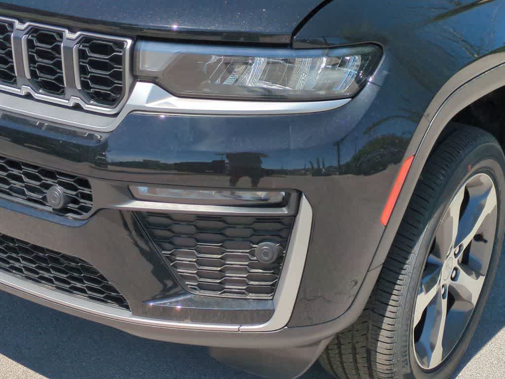 Thumbnail: 2026 Jeep Grand Cherokee L - 11