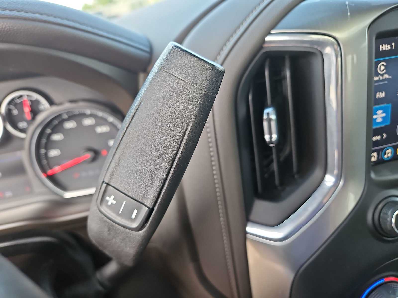 Thumbnail: 2021 Chevrolet Silverado 1500 - 25