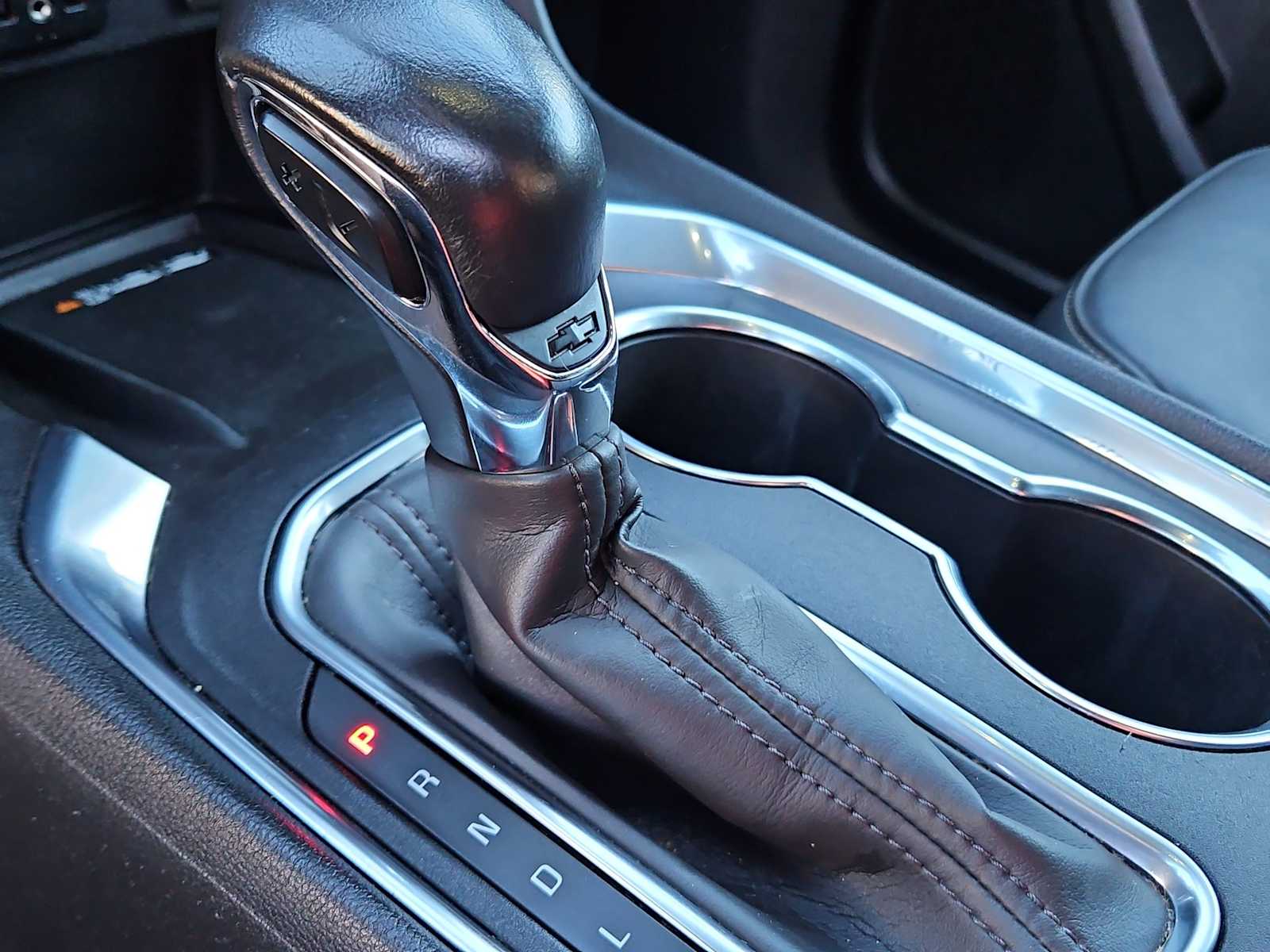 Thumbnail: 2022 Chevrolet Traverse - 21