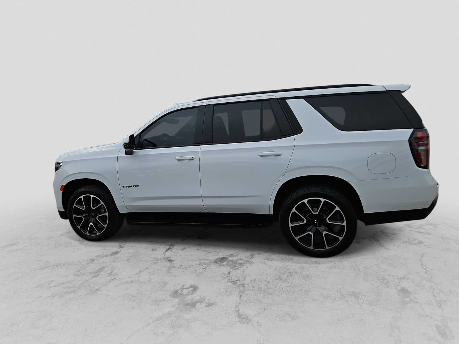 Thumbnail: 2024 Chevrolet Tahoe - 5