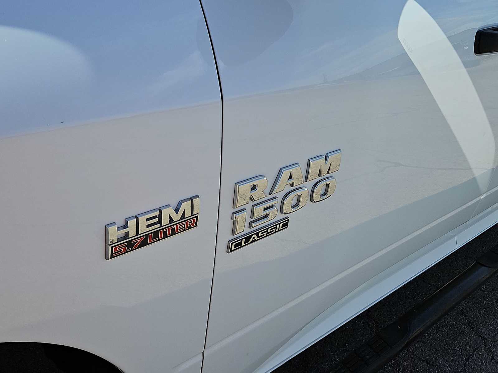 Thumbnail: 2022 RAM 1500 Classic - 15