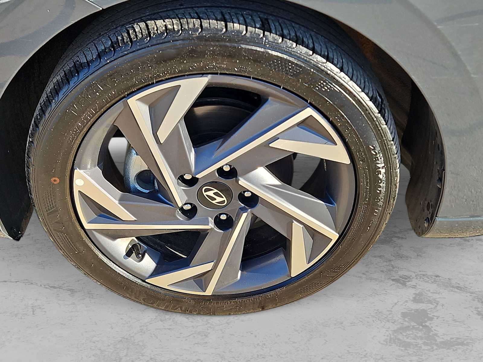 Thumbnail: 2025 Hyundai Elantra - 12