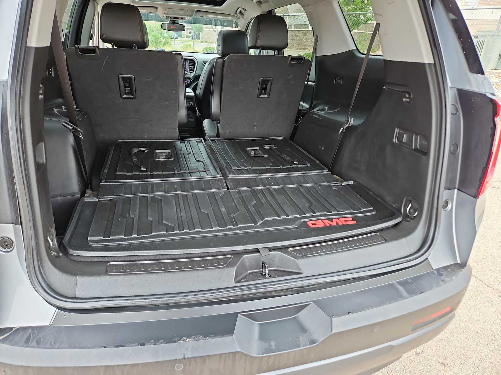 Thumbnail: 2021 GMC Acadia - 27