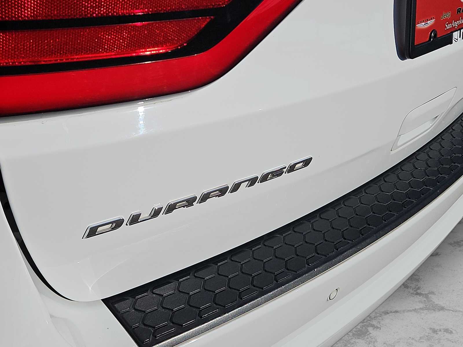 Thumbnail: 2022 Dodge Durango - 11