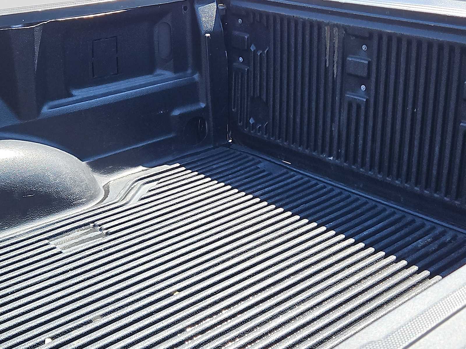 Thumbnail: 2023 Ford F-150 - 23