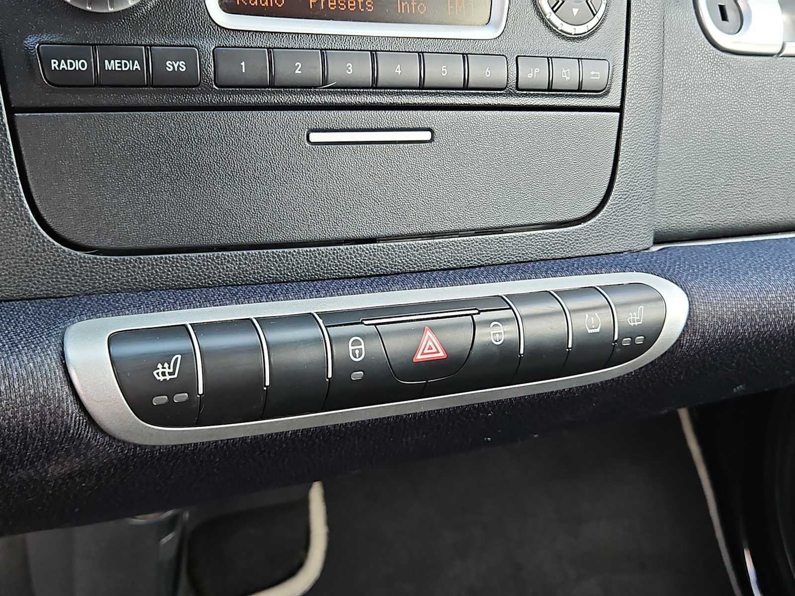 Thumbnail: 2012 smart fortwo - 21