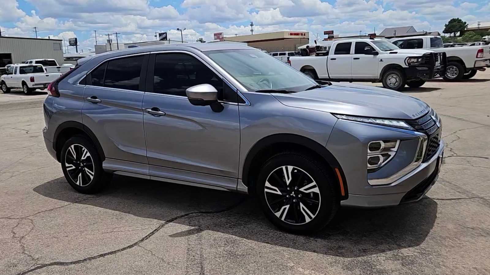 Thumbnail: 2024 Mitsubishi Eclipse Cross - 2