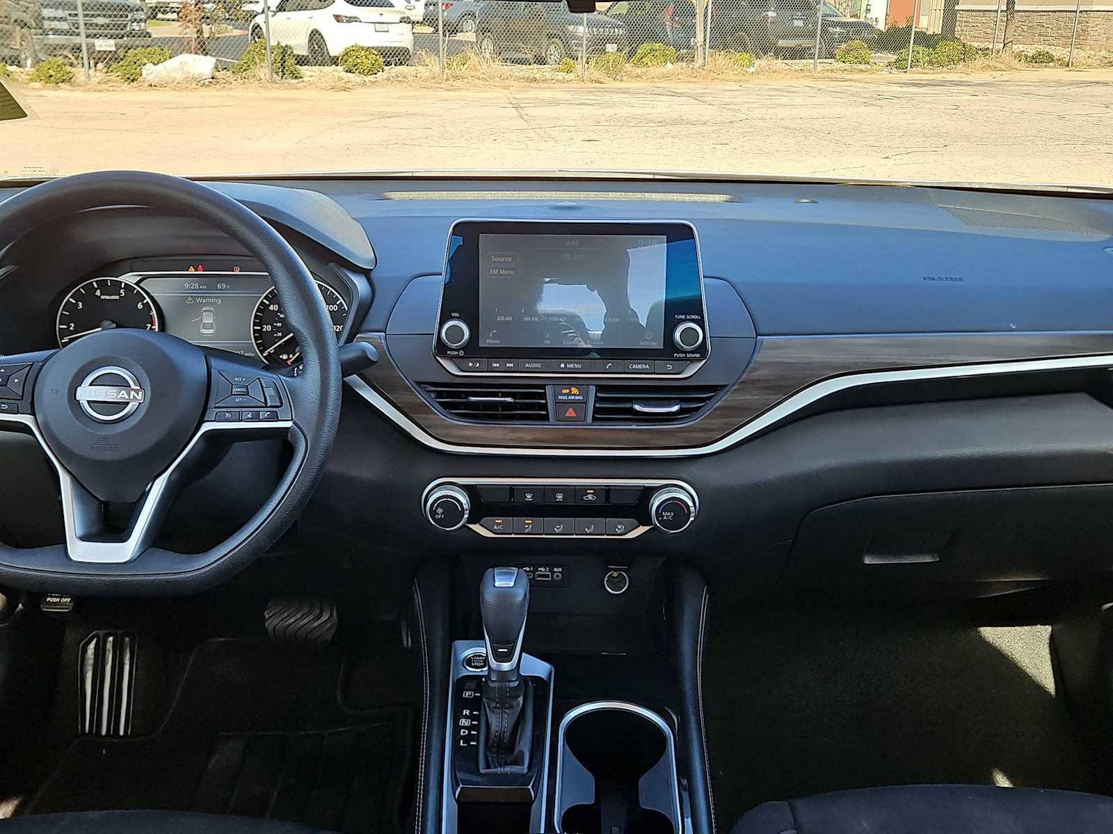 Thumbnail: 2023 Nissan Altima - 14