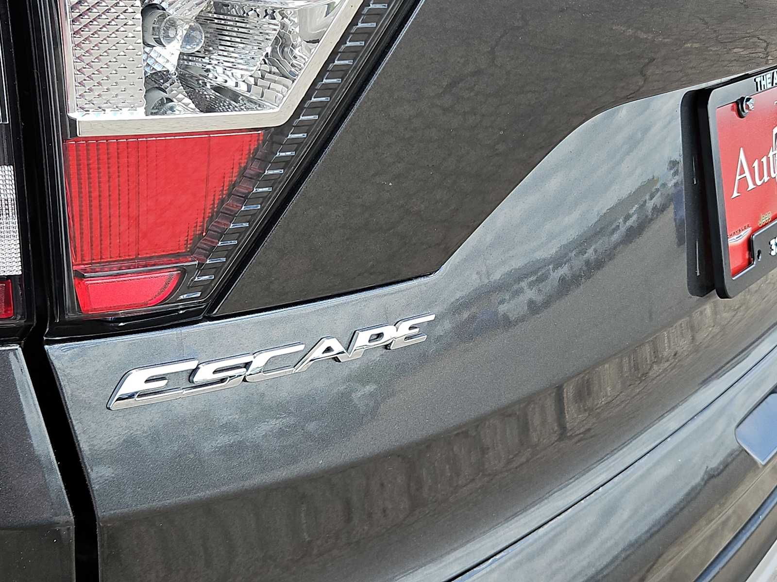 Thumbnail: 2017 Ford Escape - 11