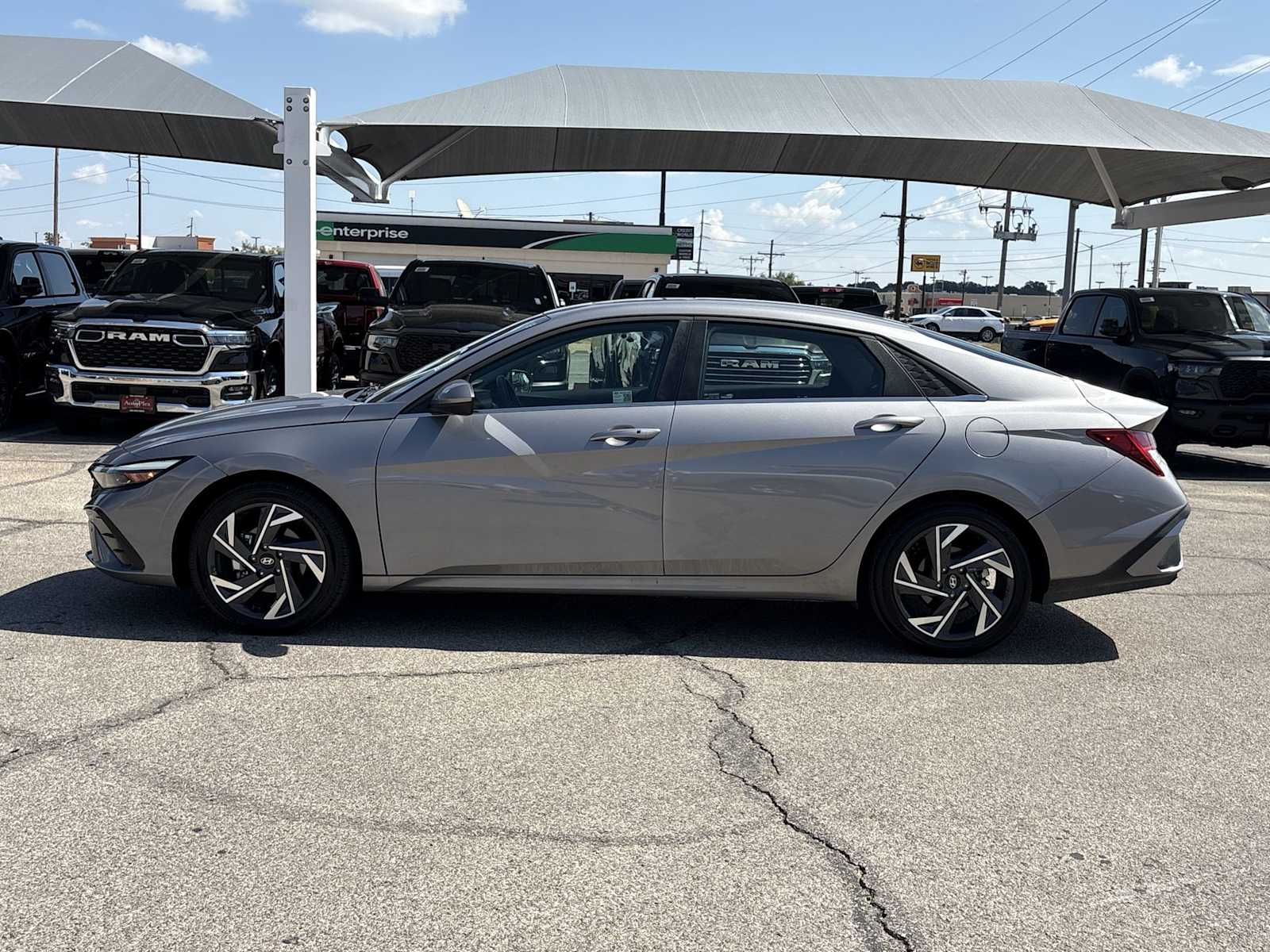 Thumbnail: 2025 Hyundai Elantra - 5