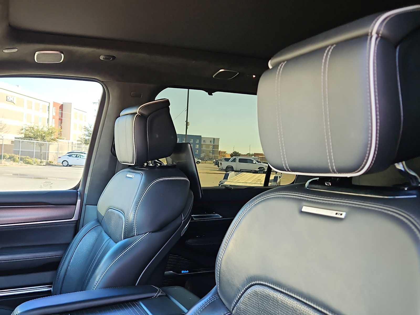 Thumbnail: 2022 Jeep Grand Wagoneer - 15