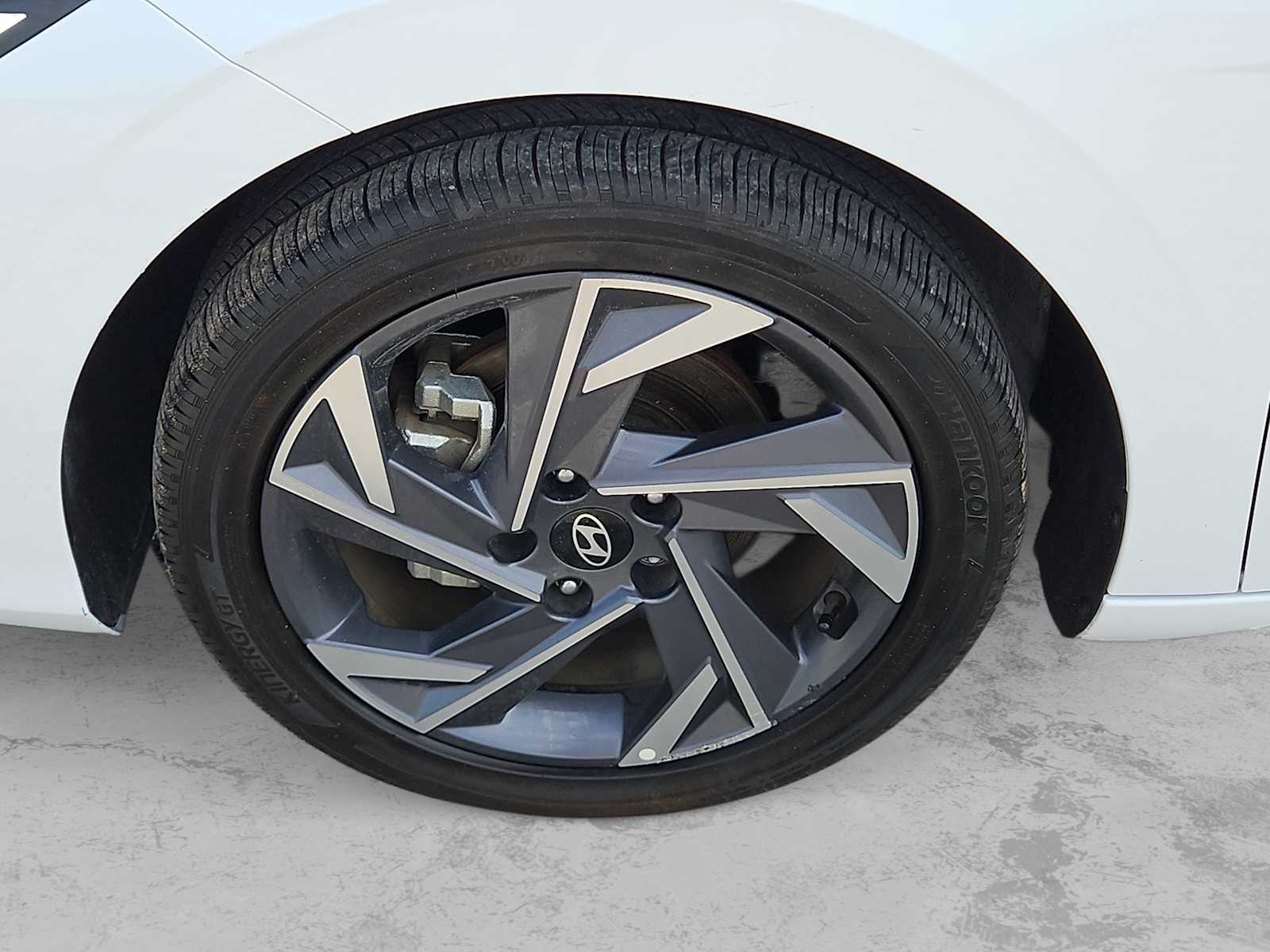 Thumbnail: 2025 Hyundai Elantra - 12