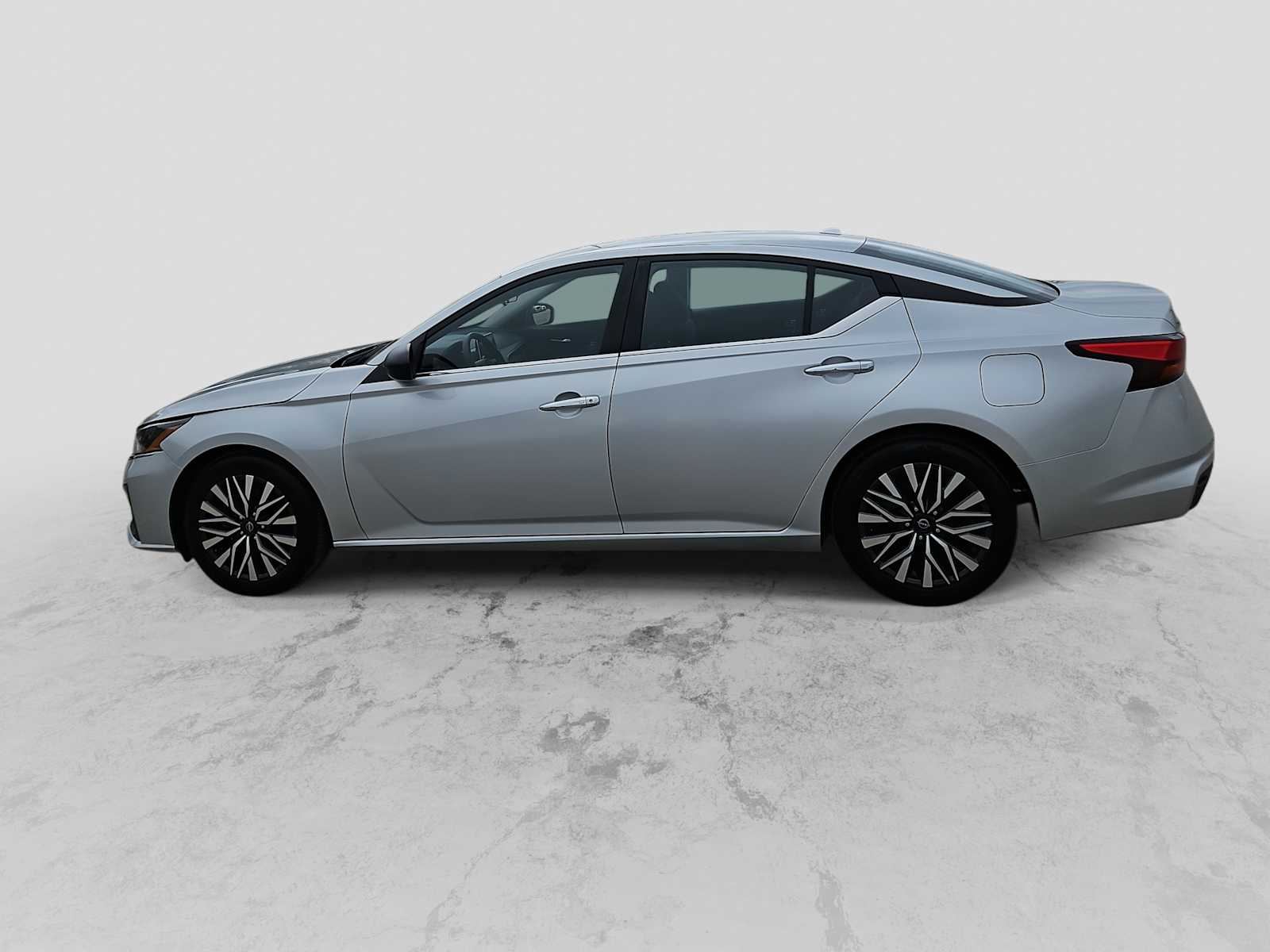 Thumbnail: 2024 Nissan Altima - 5