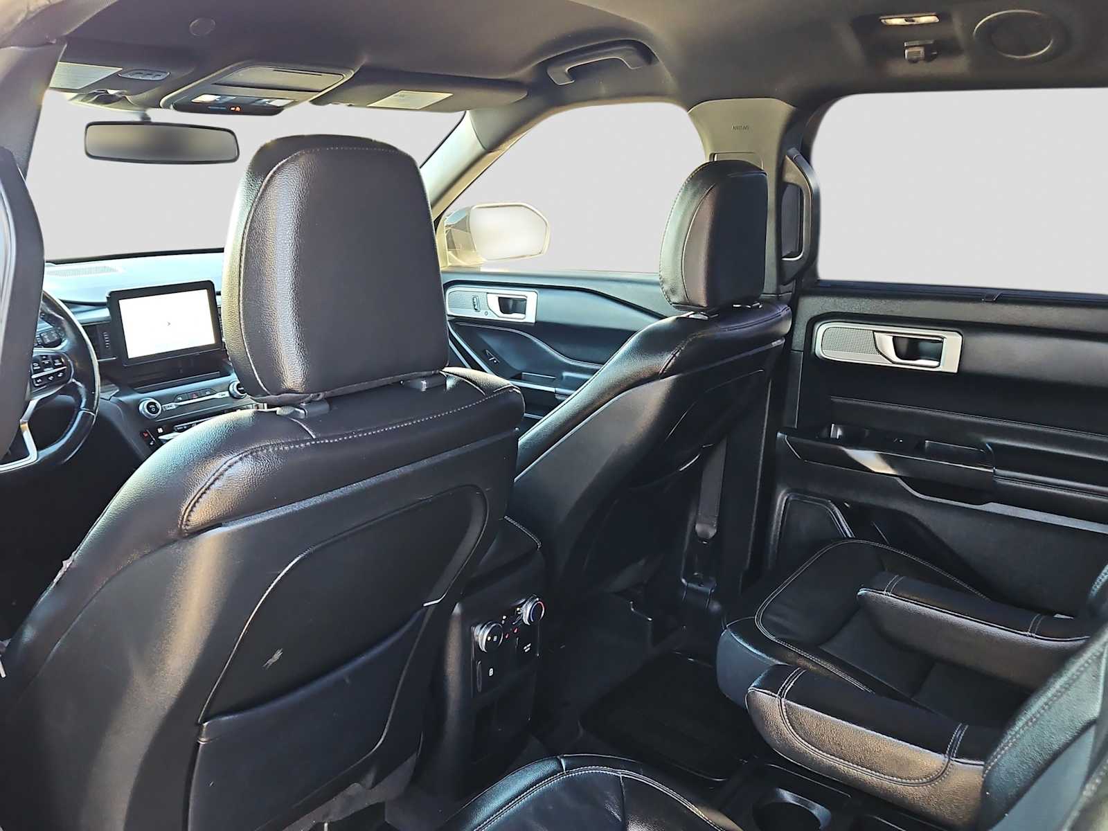 Thumbnail: 2020 Ford Explorer - 14